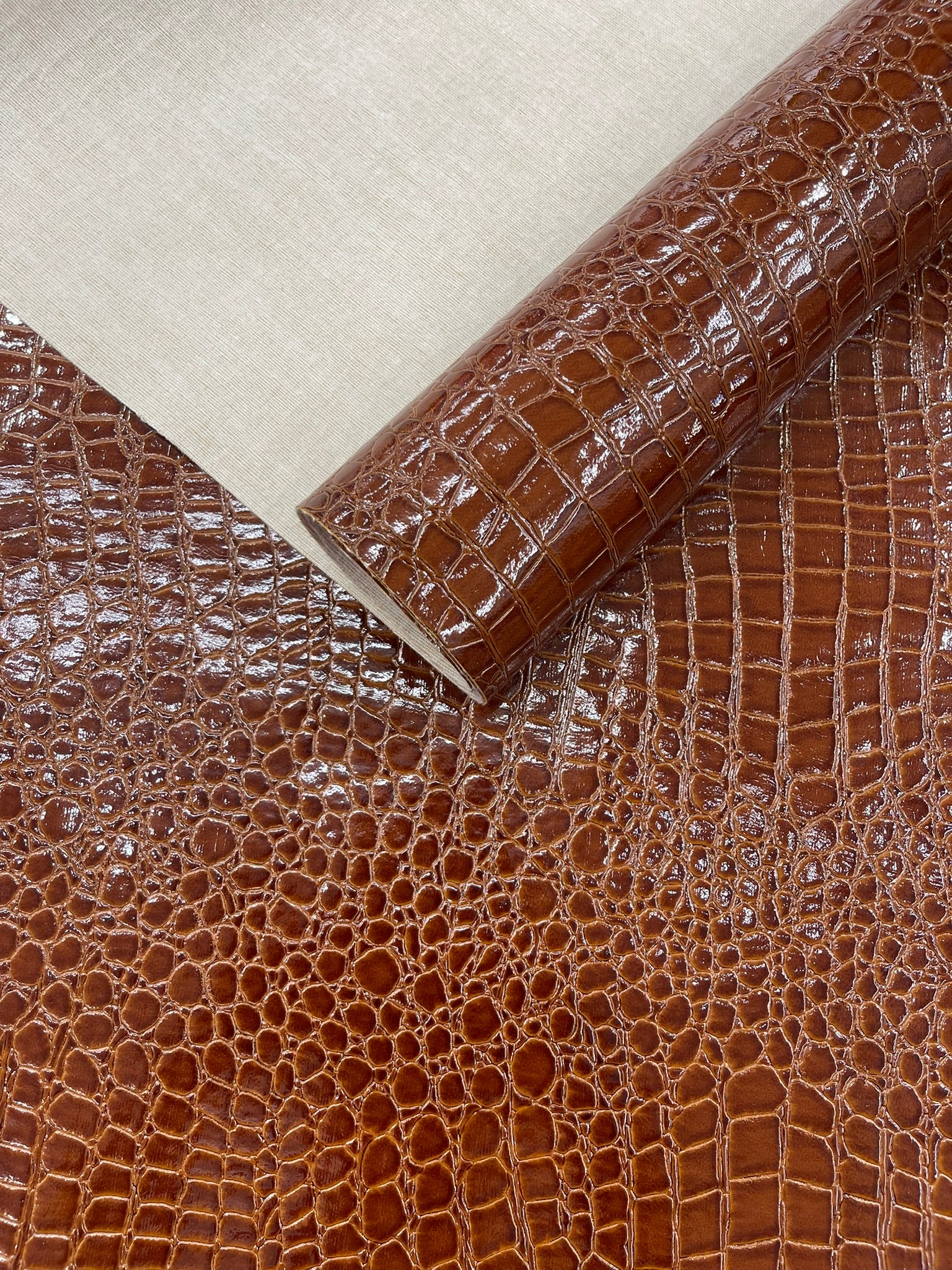 Shiny Alligator 3D Embossed Vinyl Fabric, 54" Wide Upholstery Crafting Accessories Applications