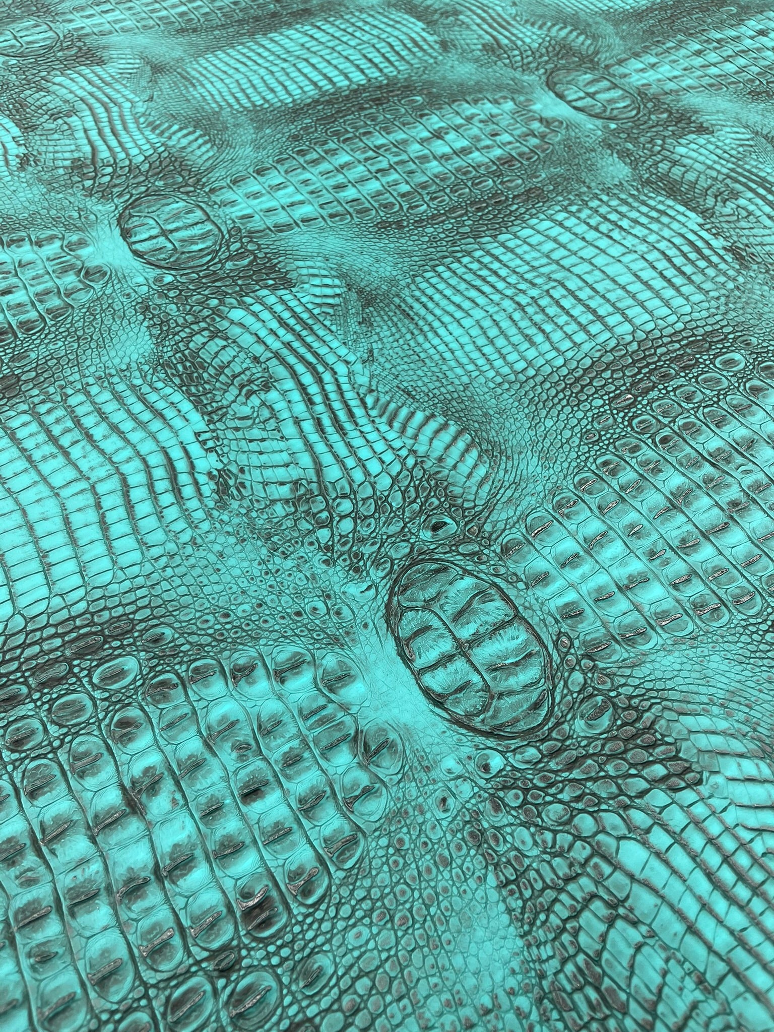 Metallic Gator Vinyl Fabric 54" Wide / Upholstery Crafting Accessories Applications Faux Leather PVC.