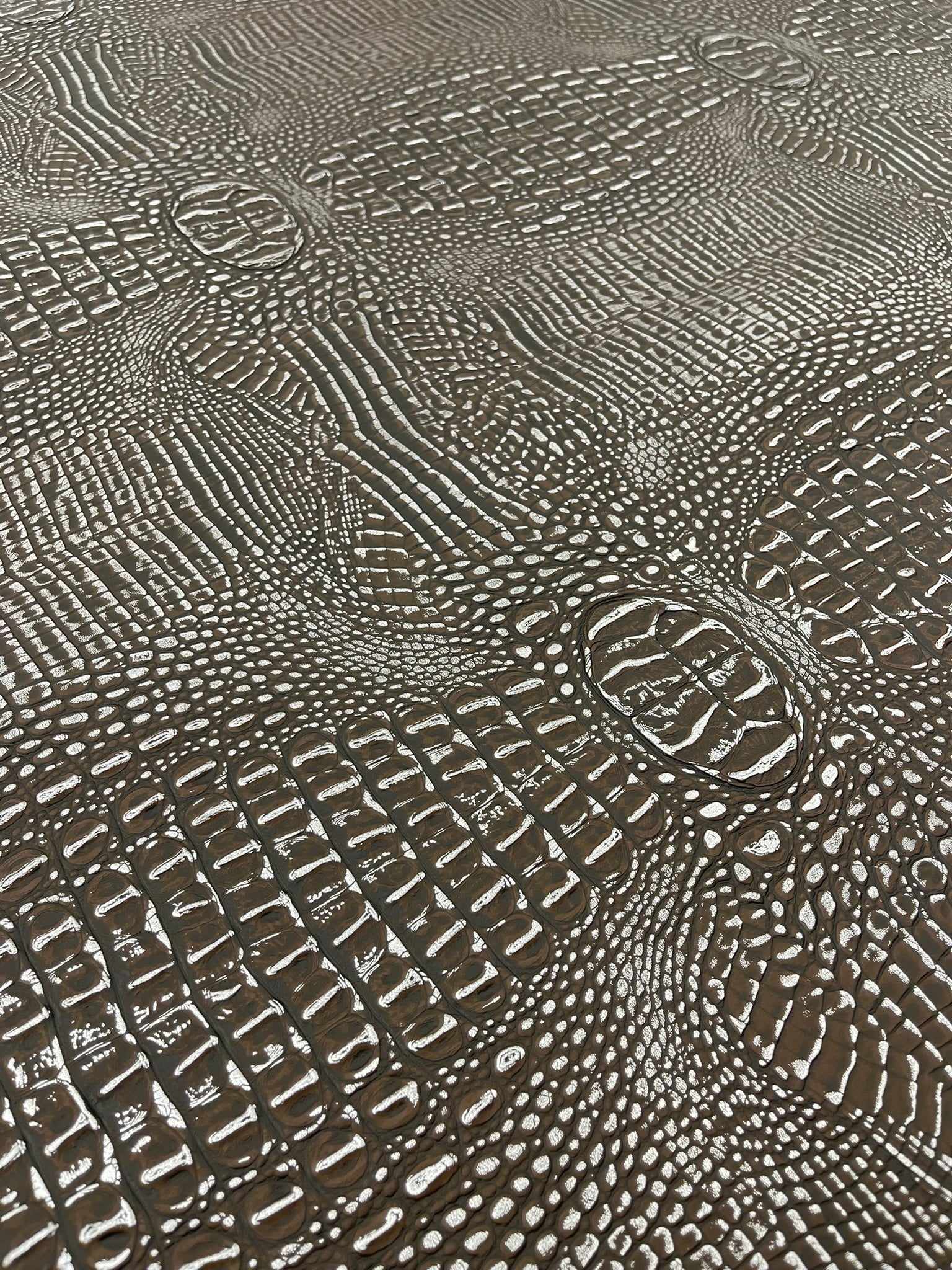 Metallic Gator Vinyl Fabric 54" Wide / Upholstery Crafting Accessories Applications Faux Leather PVC.