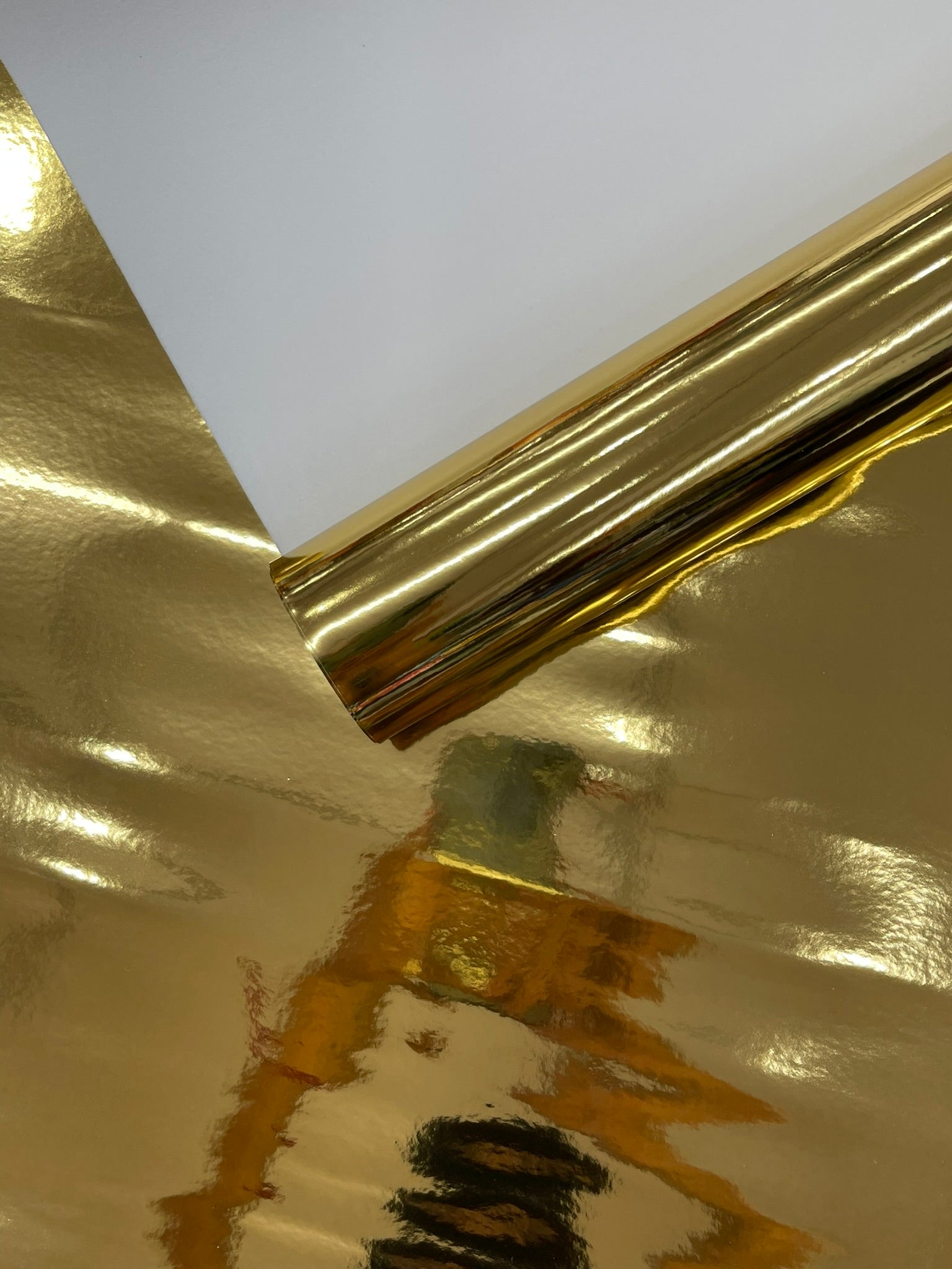 Chrome Mirror Reflective Vinyl Fabric / Crafting Apparel Upholstery Vinyl Fabric 54" Wide