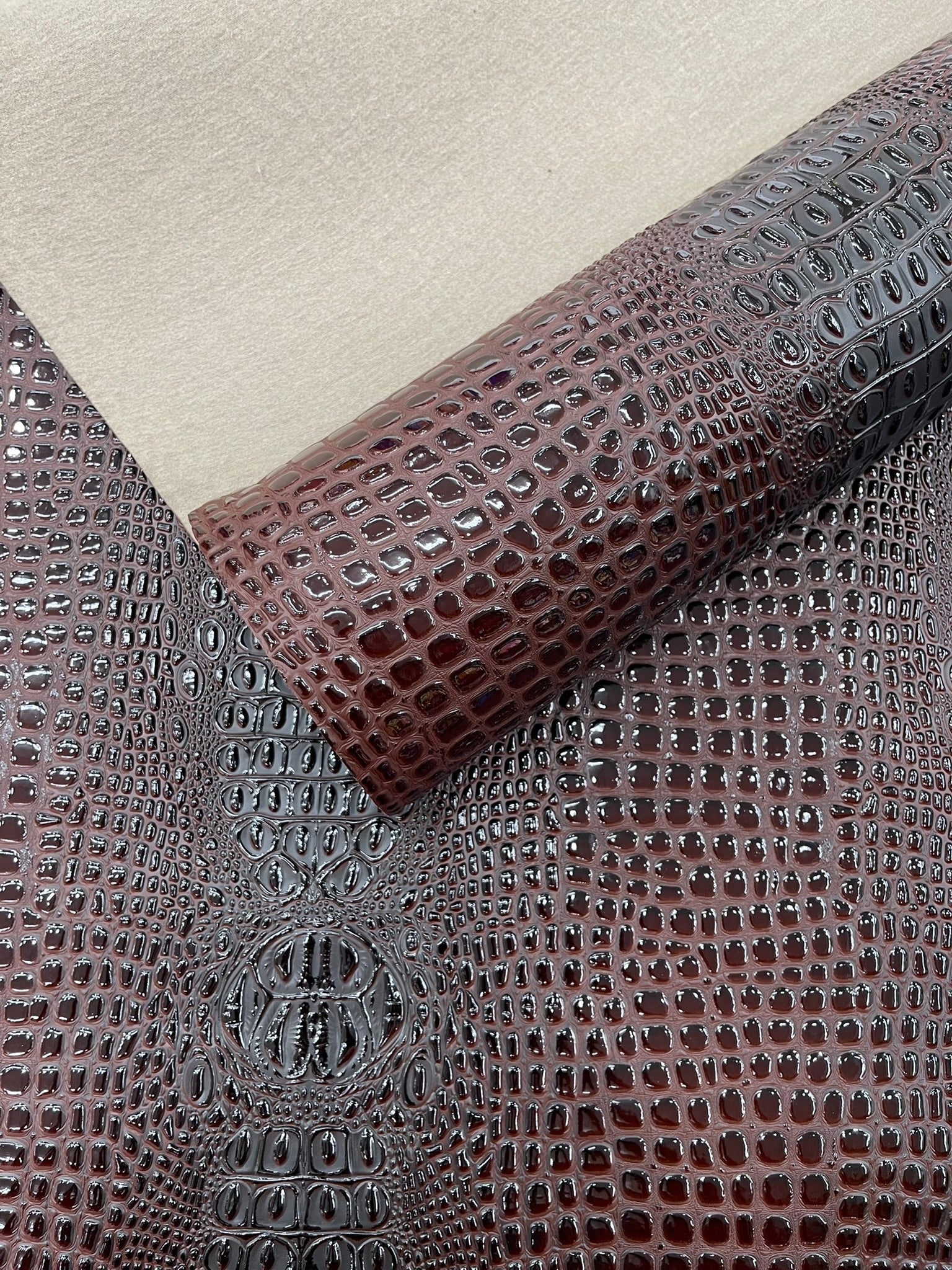 Glossy Two Tone Gator Fake Leather Upholstery, 3D Crocodile Skin Texture Faux Leather PVC Vinyl, 54" Wide