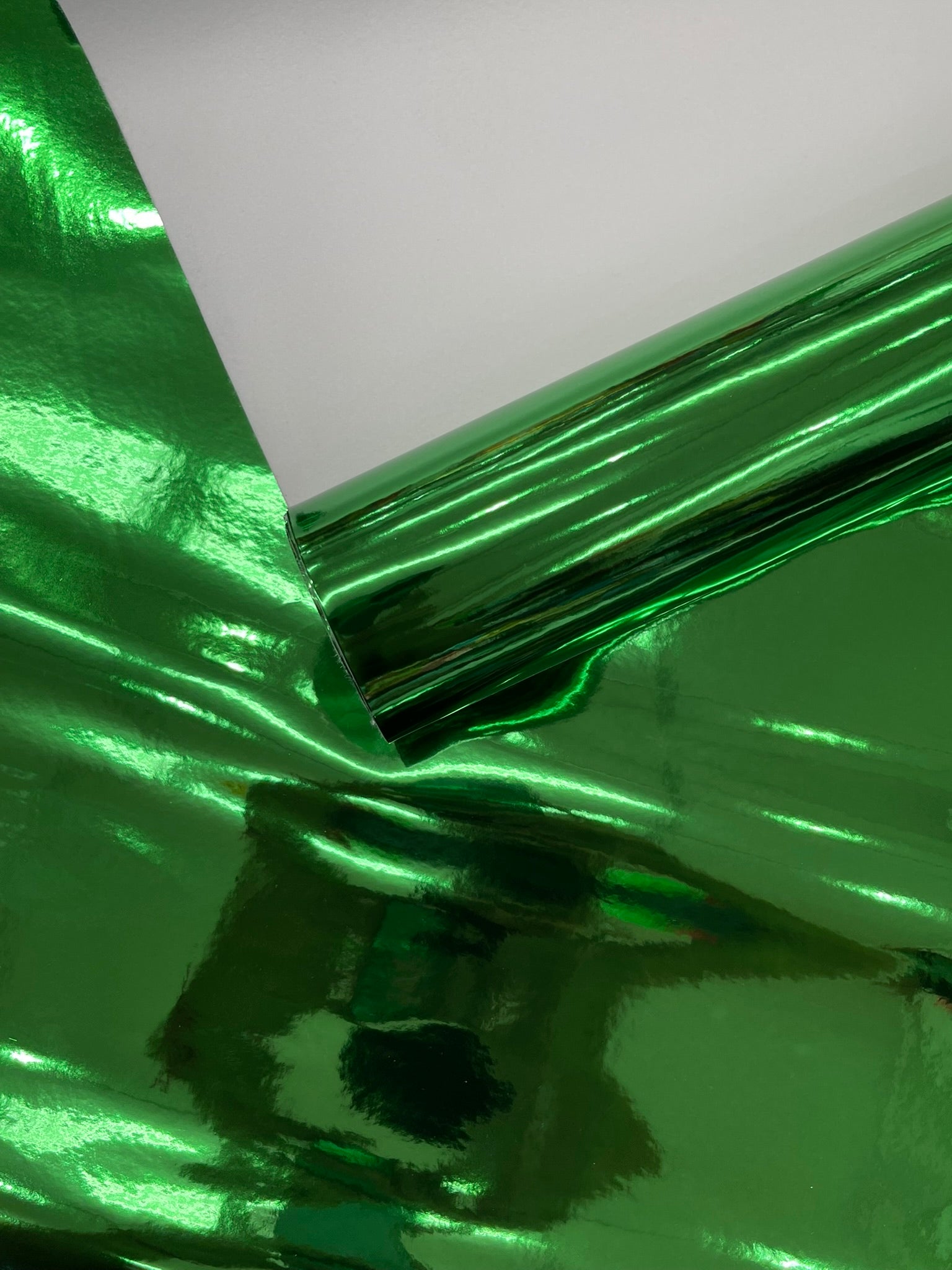 Chrome Mirror Reflective Vinyl Fabric / Crafting Apparel Upholstery Vinyl Fabric 54" Wide