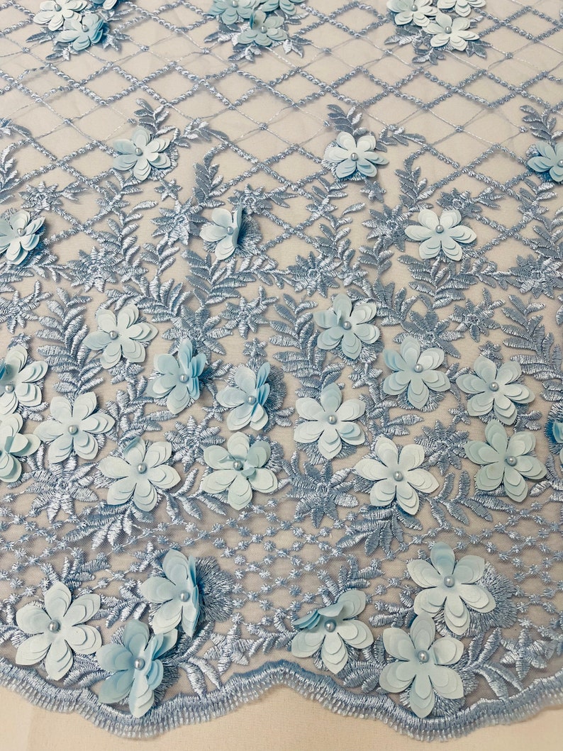 3D FLOWER TRIANGLE NET LACE (by the yard)