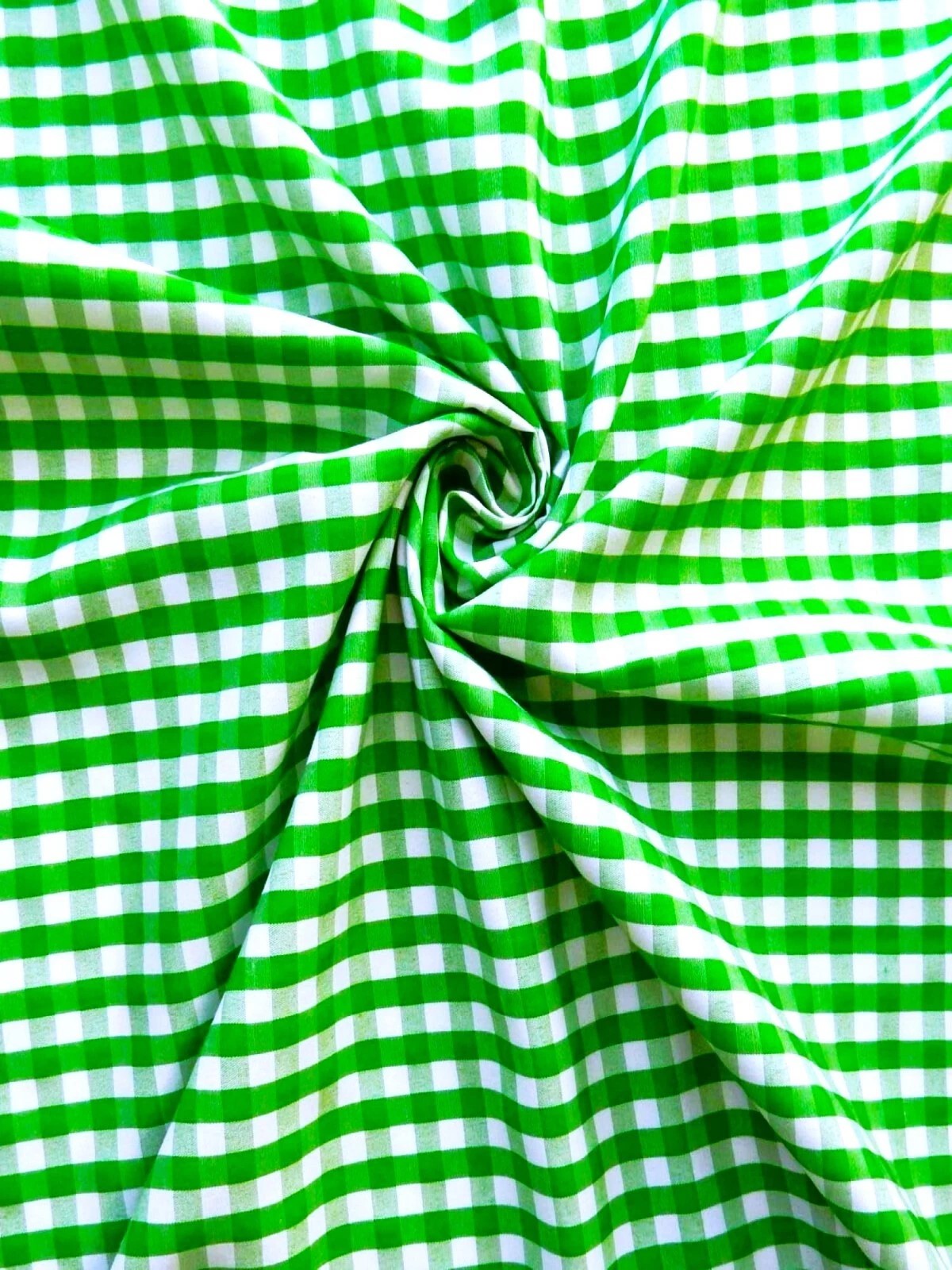 Gingham 1/4" Checkered Poly Cotton 58" Wide | VIP textiles Inc.