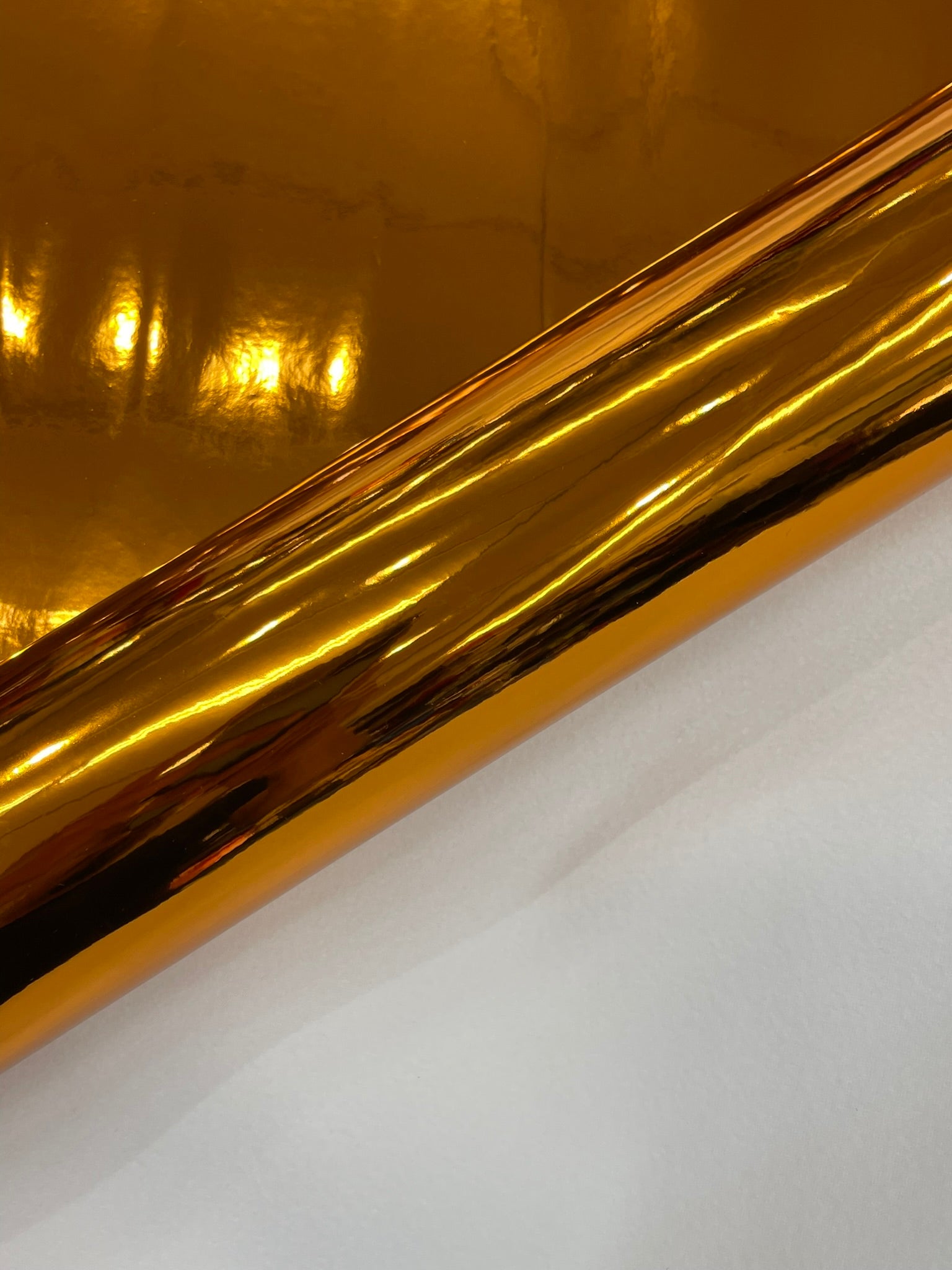 Chrome Mirror Reflective Vinyl Fabric / Crafting Apparel Upholstery Vinyl Fabric 54" Wide