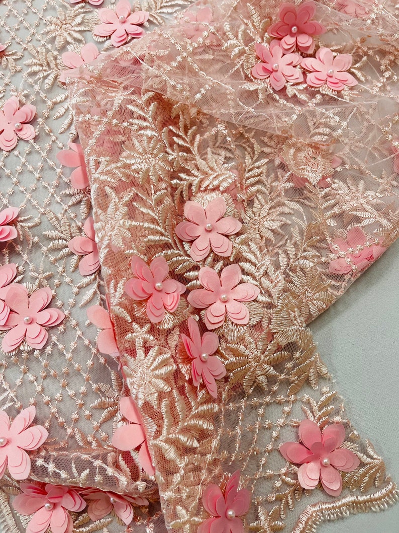 3D FLOWER TRIANGLE NET LACE (by the yard)