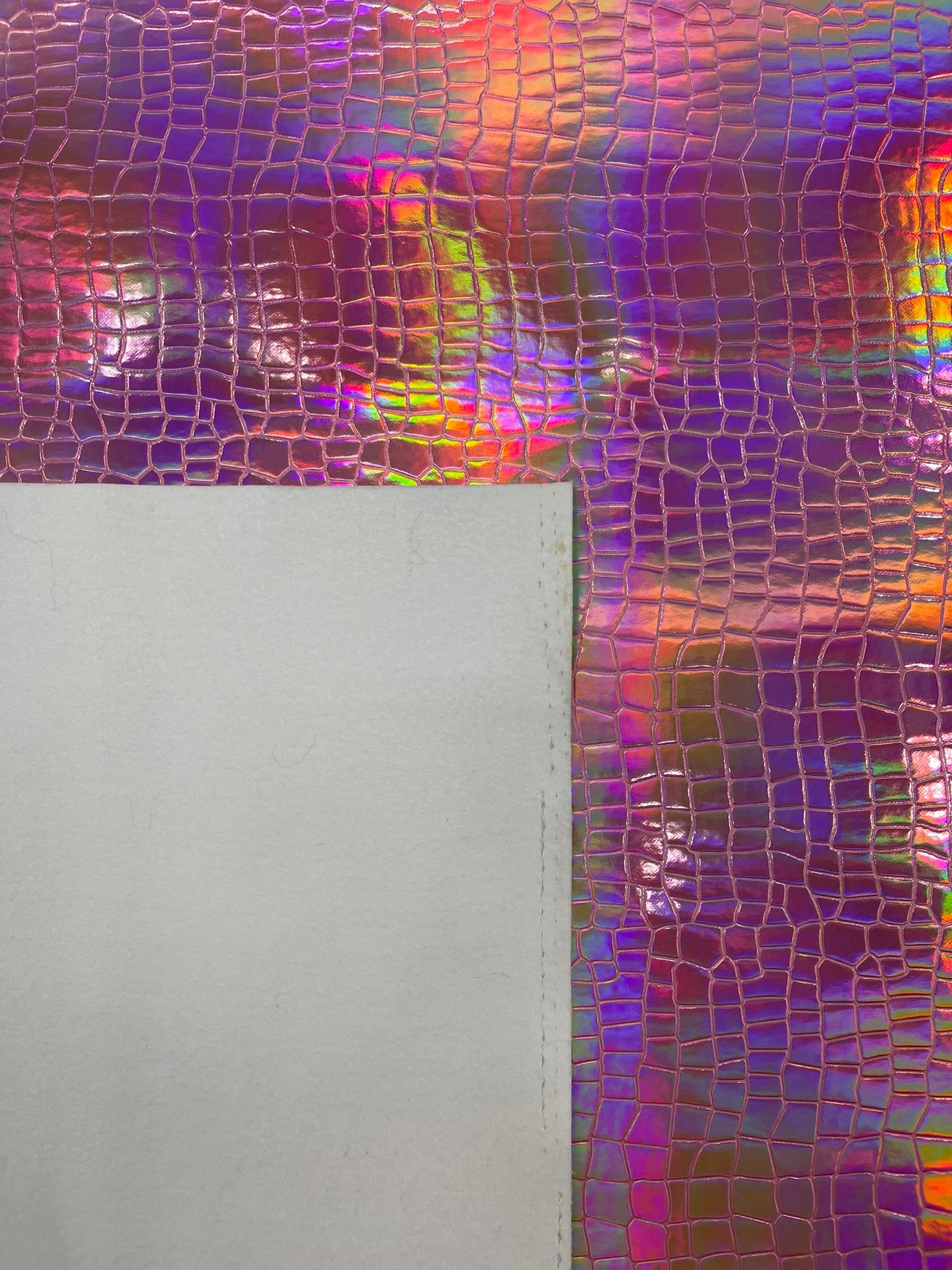 Crocodile Embossed PVC Holographic Vinyl Fabric / Upholstery Crafting Accessories Applications