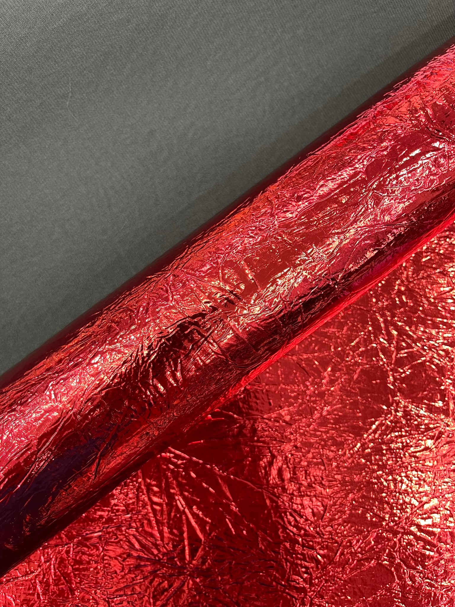 Crush Chrome Mirror Shiny Vinyl 54" Wide, Upholstery Crafting Accessories Applications.