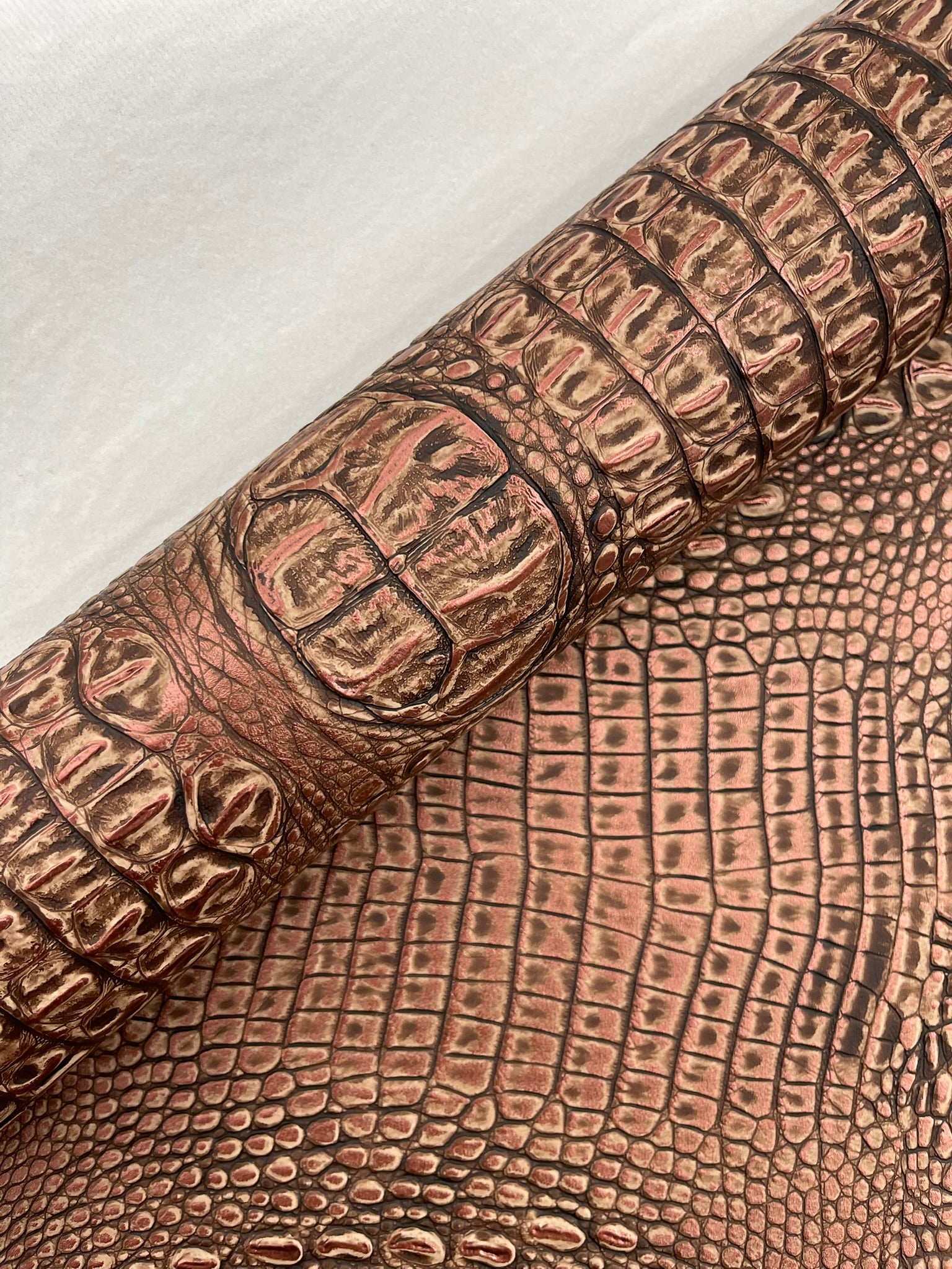 Metallic Gator Vinyl Fabric 54" Wide / Upholstery Crafting Accessories Applications Faux Leather PVC.