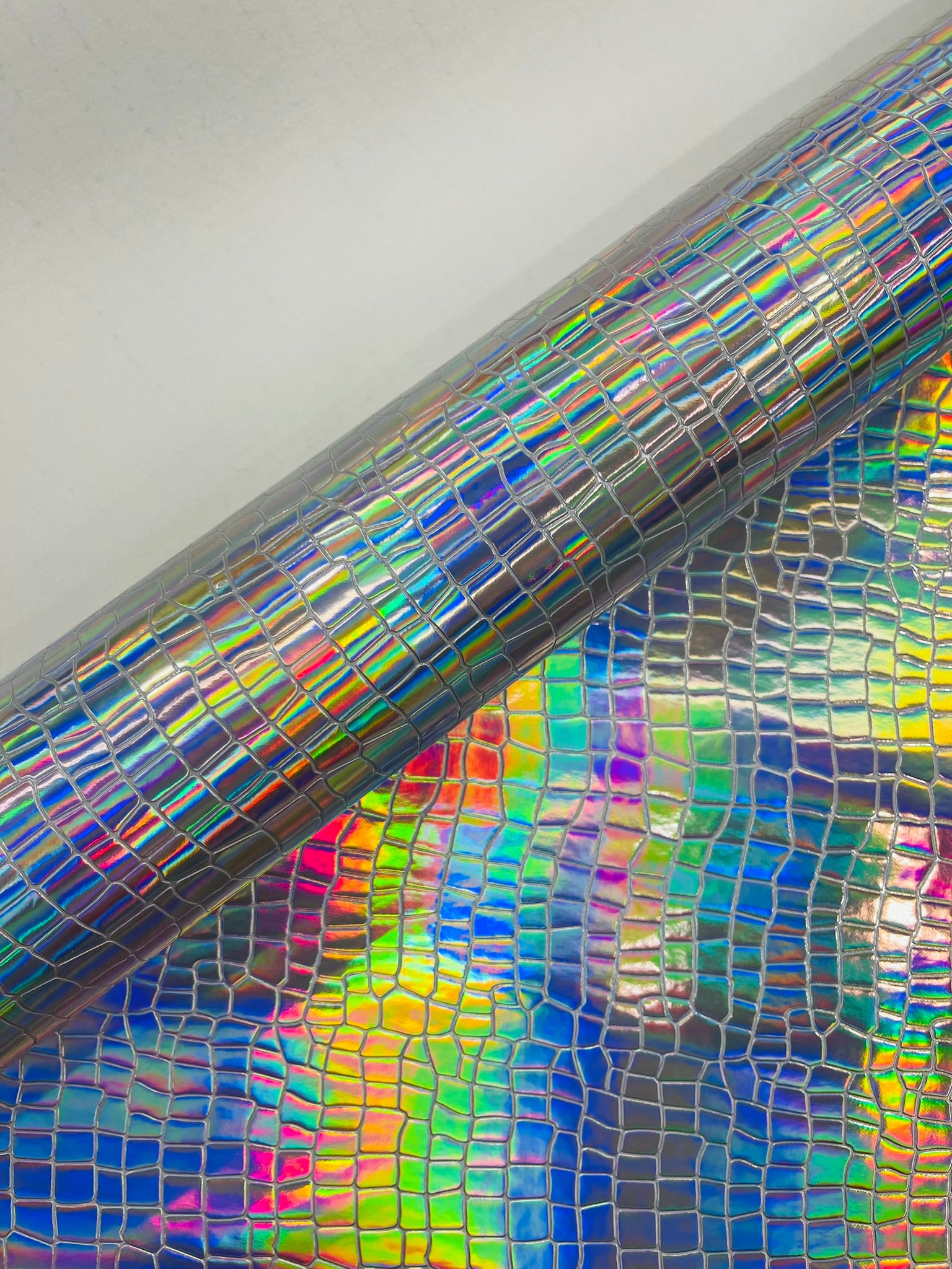 Crocodile Embossed PVC Holographic Vinyl Fabric / Upholstery Crafting Accessories Applications