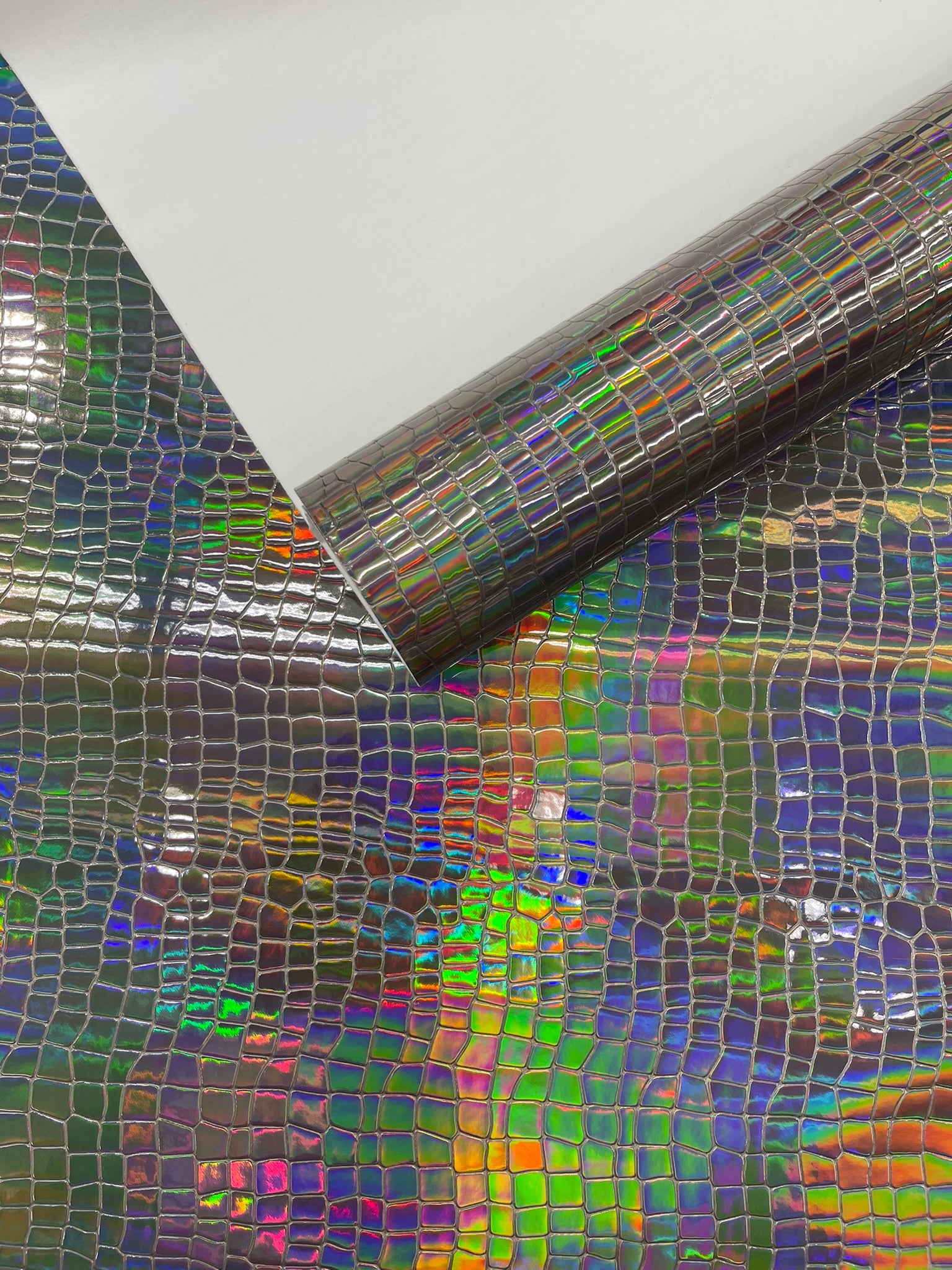 Crocodile Embossed PVC Holographic Vinyl Fabric / Upholstery Crafting Accessories Applications