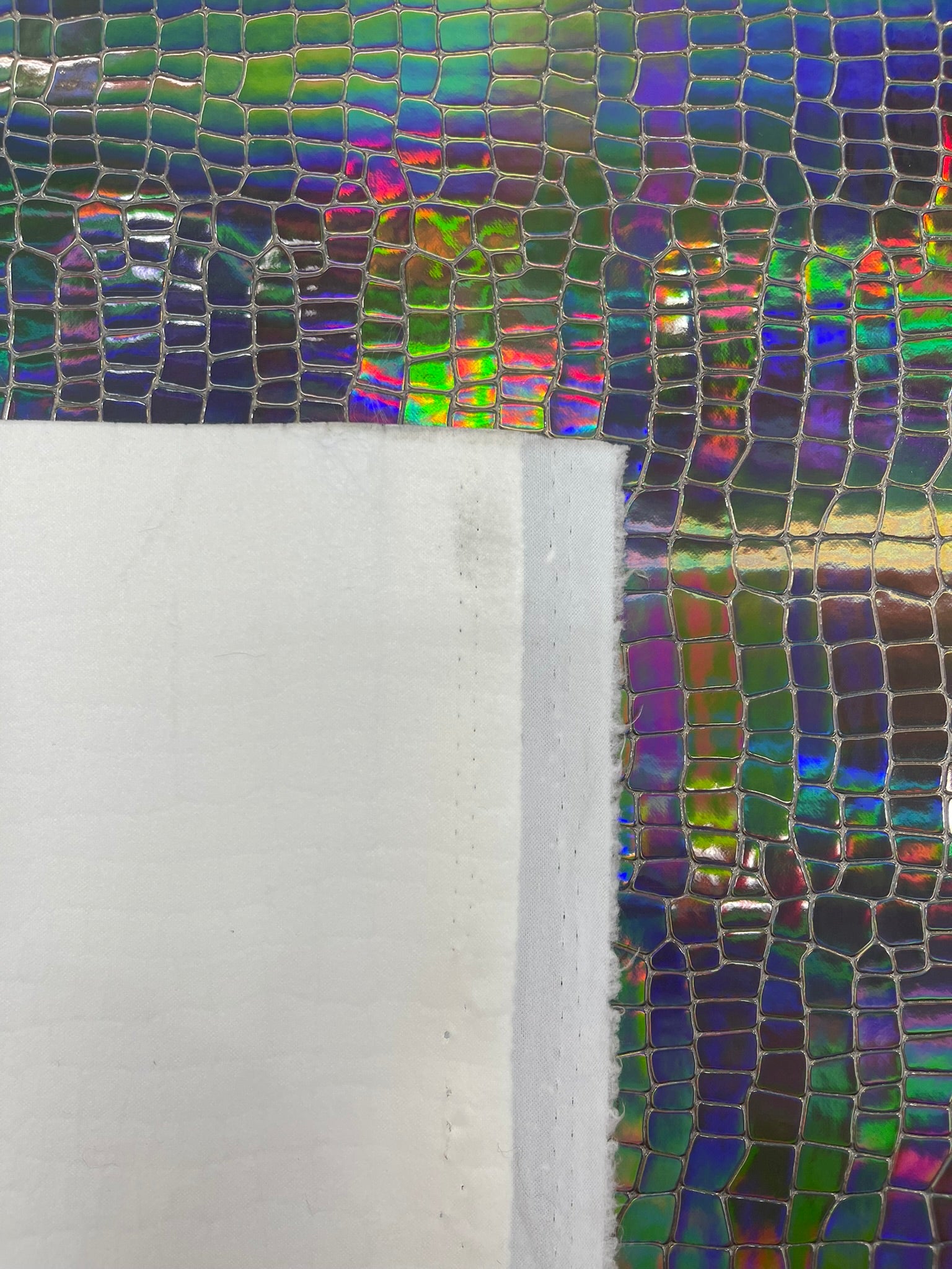 Crocodile Embossed PVC Holographic Vinyl Fabric / Upholstery Crafting Accessories Applications