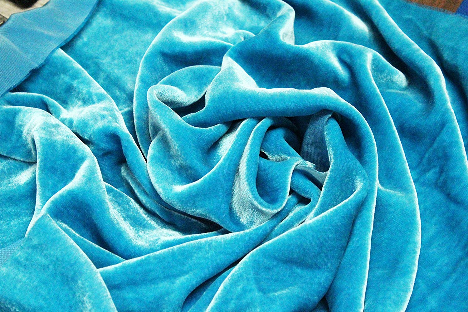 90% Polyester 10 present Spandex Stretch Velvet Fabric for Sewing Apparel Costumes Craft, 60" Wide Sold By The Yard.